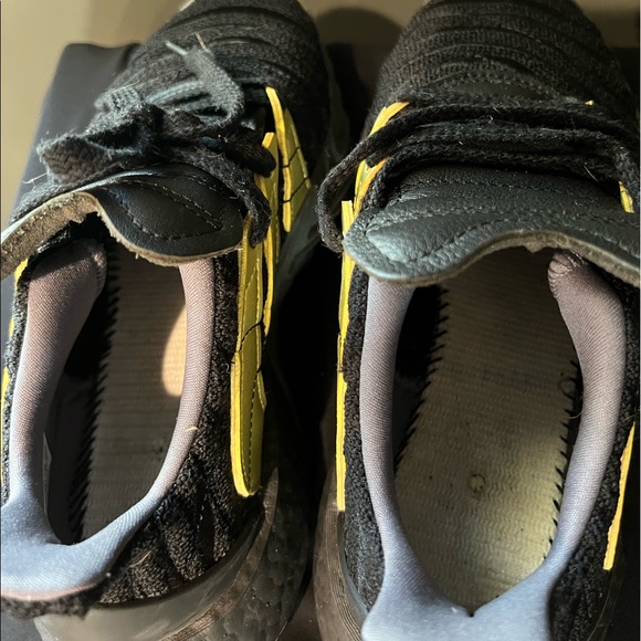 Adidas - Picture 7 of 9